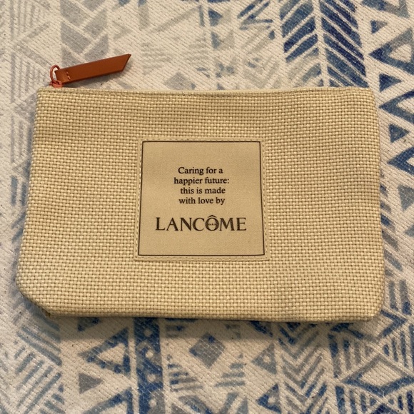 Lancôme Makeup Bag 💋 - Picture 2 of 3